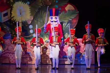 Nutcracker ballet shop soldiers